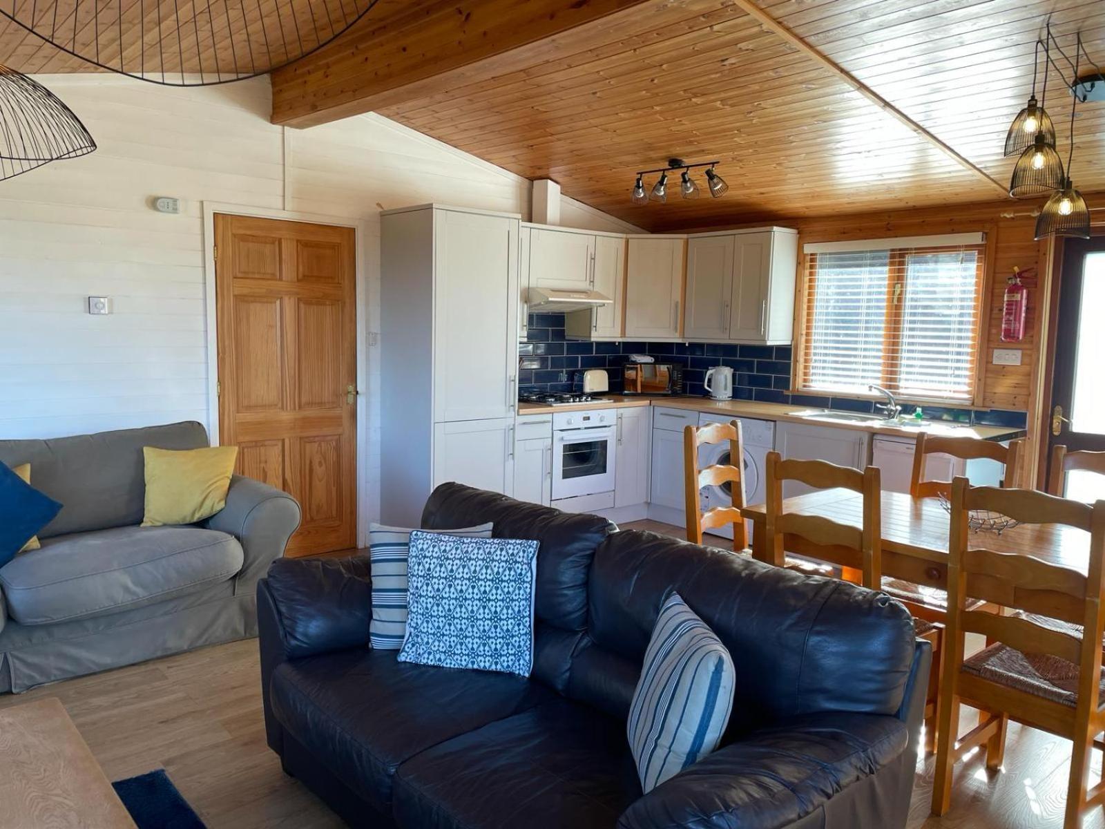 Watermouth Lodges إلفراكومبْ الغرفة الصورة