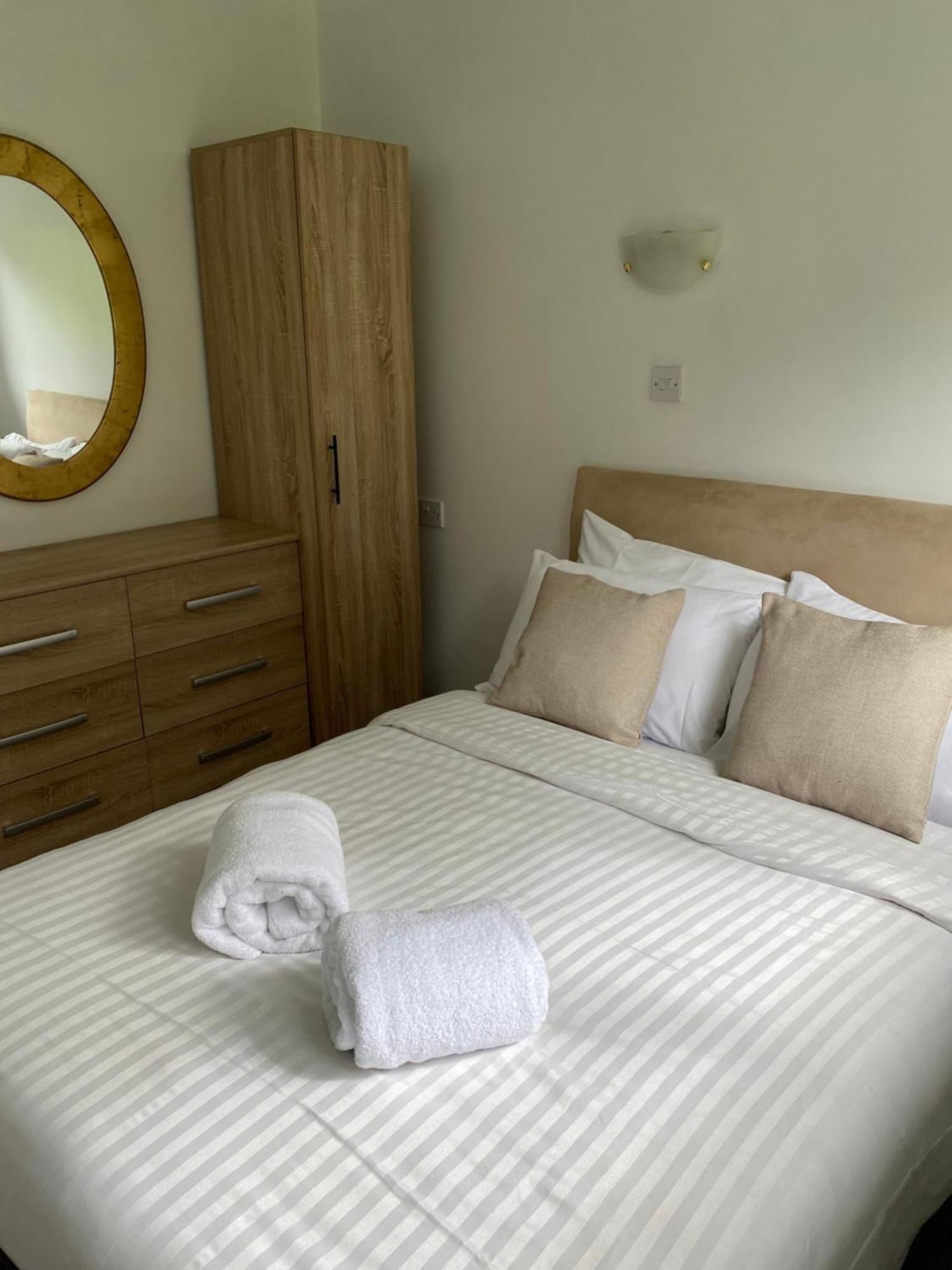 Watermouth Lodges إلفراكومبْ الغرفة الصورة